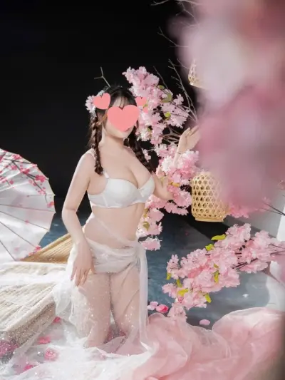 Anh Thư  Đãng Tình Cảm - Xinh Đẹp Đáng Yêu - Trải Nghiệm Cảm Xúc Đam Mê Bất Tận Cùng Em